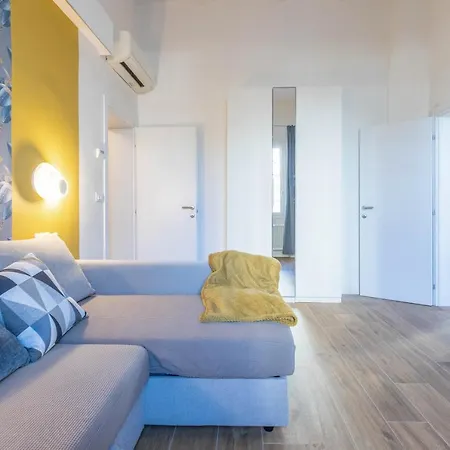 Guesthost - Casa Daimo Exhibition Area! Boloňa