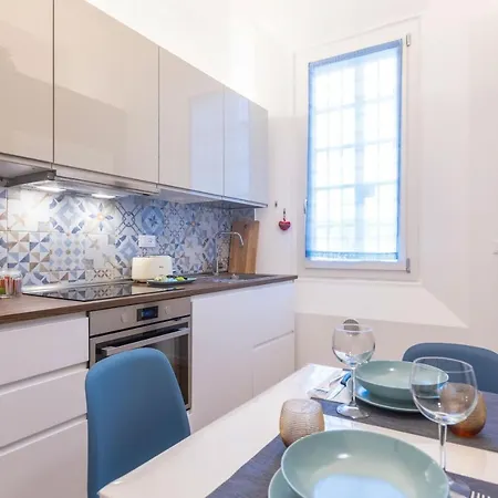 Guesthost - Casa Daimo Exhibition Area! Apartman *