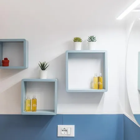 Guesthost - Casa Daimo Exhibition Area!