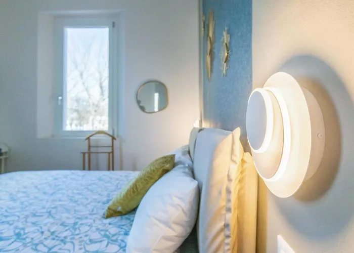 Guesthost - Casa Daimo Exhibition Area!