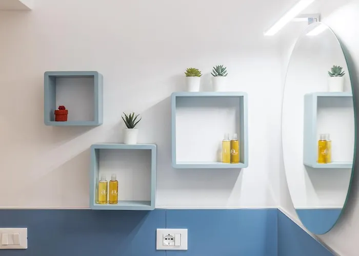 Guesthost - Casa Daimo Exhibition Area!