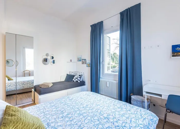 Guesthost - Casa Daimo Exhibition Area! *