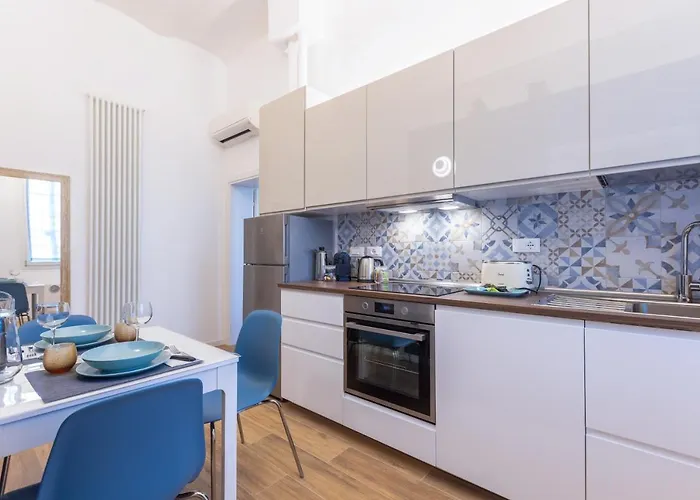 Guesthost - Casa Daimo Exhibition Area! *